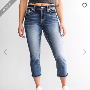 Miss Me Curvy Mid-Rise Crop